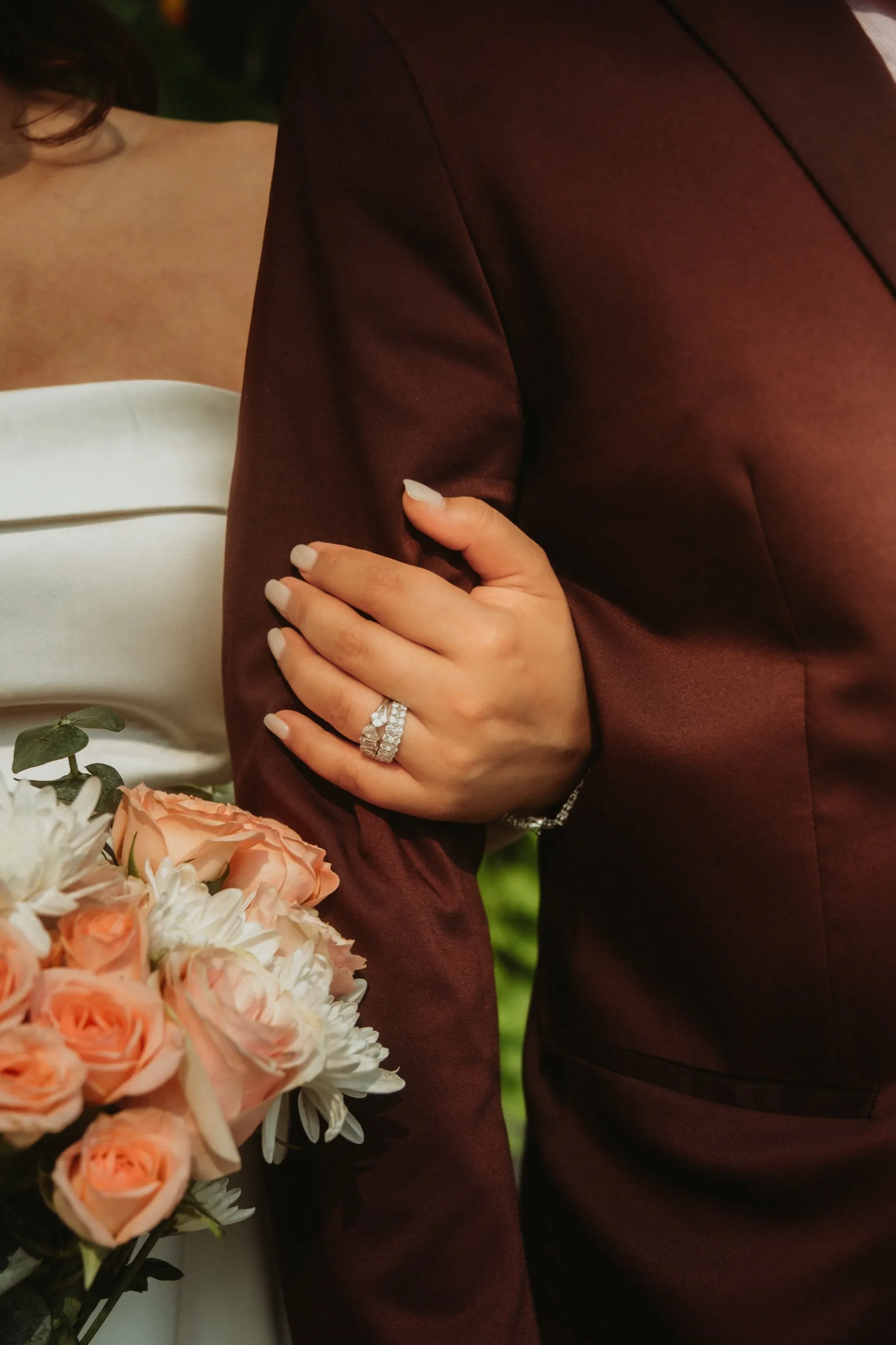 Anushka + Anthony, Toronto City Hall, Toronto photography by AD Photography