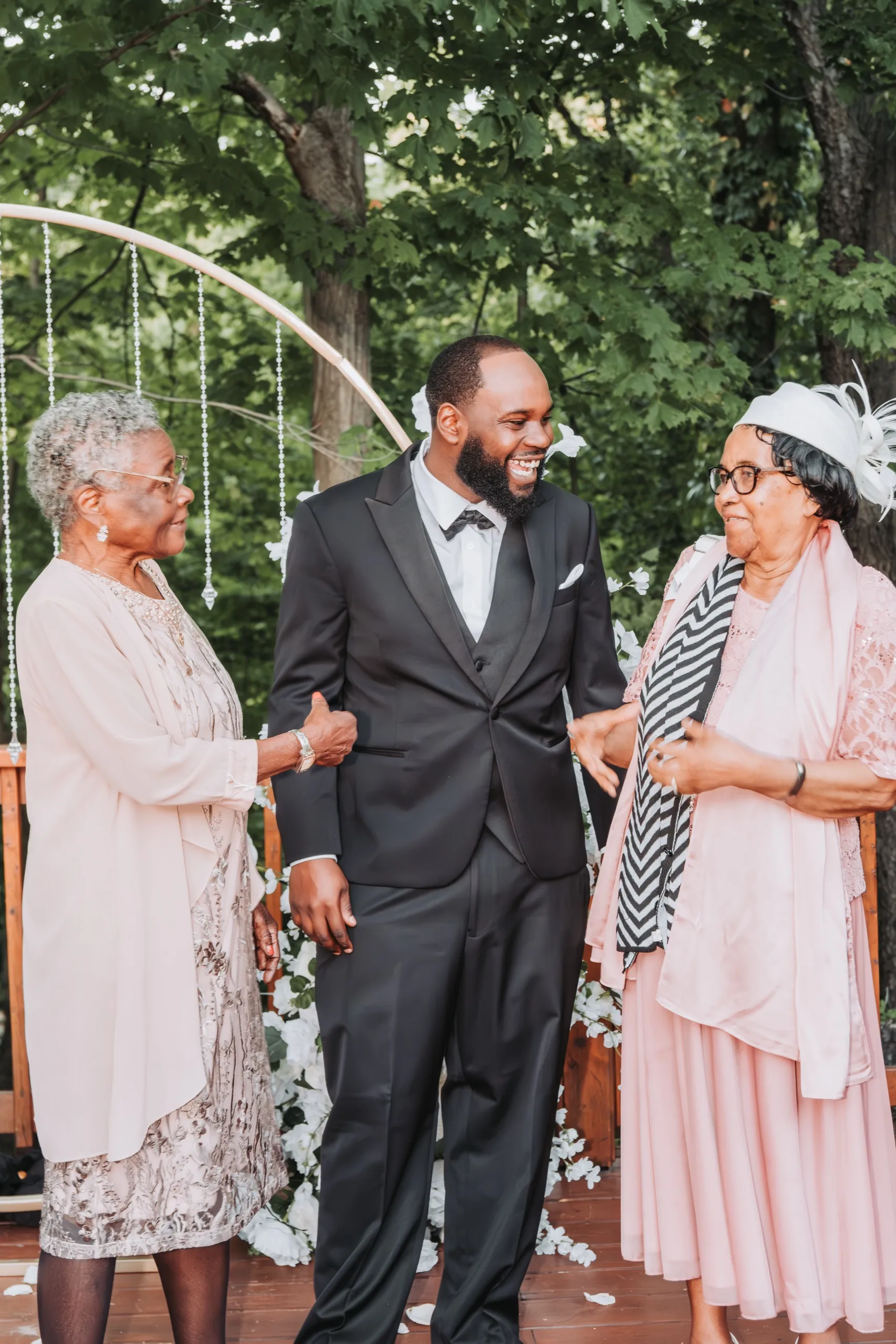 Natalie + Shavar, The Glenerin Inn and Spa, Mississauga photography by AD Photography